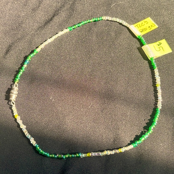 Handmade EAGLES Handmade girls/ boys glass beaded choker/necklace - Picture 1 of 4